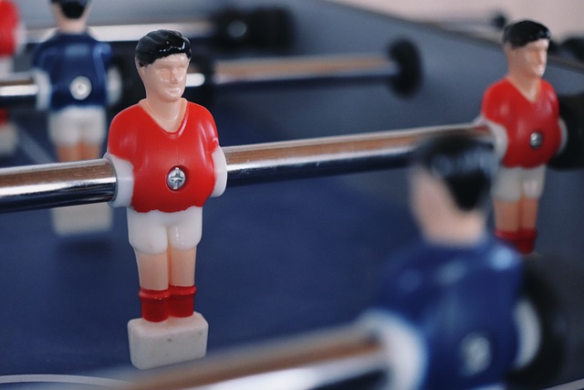 收入虽然仍 收入虽然仍