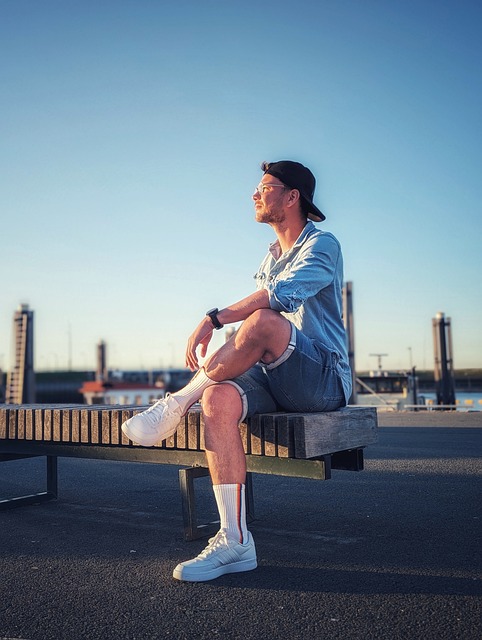 别强调了与 别强调了与