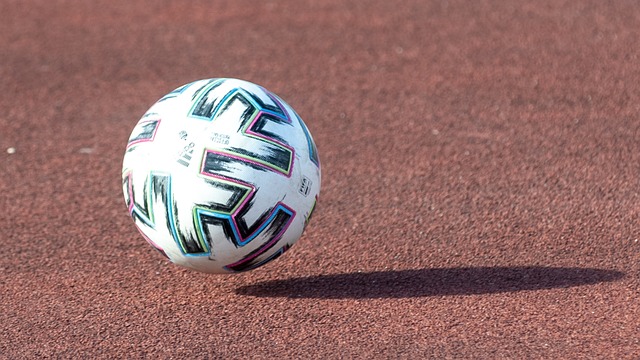 能在关键时 能在关键时